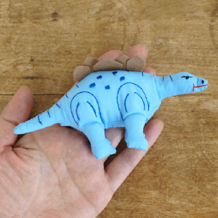 2376円 数量限定!特売 ごっこ遊び 布おもちゃ 人形遊び 恐竜 出産祝い かわいい 男の子 Oskarellen オスカーエレン ダイナソーロックハウス 2376円 数量限定!特売 ごっこ遊び 布おもちゃ 人形遊び 恐竜 出産祝い かわいい 男の子 Oskarellen オスカーエレン ダイナソーロックハウス
