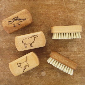 Redecker レデッカー ネイルブラシ 子供用 【かわいい おしゃれ ネイルケア 爪 天然素材 手洗い用ブラシ キッズ 泥落とし】 【メール便対象品】