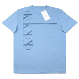 Calvin Klein Jeans【濃淡を効かせた4連のCKロゴ★ワントーンのパステルカラー】半袖 Tシャツ【ライトブルー 淡青】新品 カルバンクライン ジーンズ メンズ ロゴT DKNY ダナキャラン GUESS ゲス TOMMY HILFIGER Armani Exchange アルマーニエクスチェンジ【NEW YORK買付け】