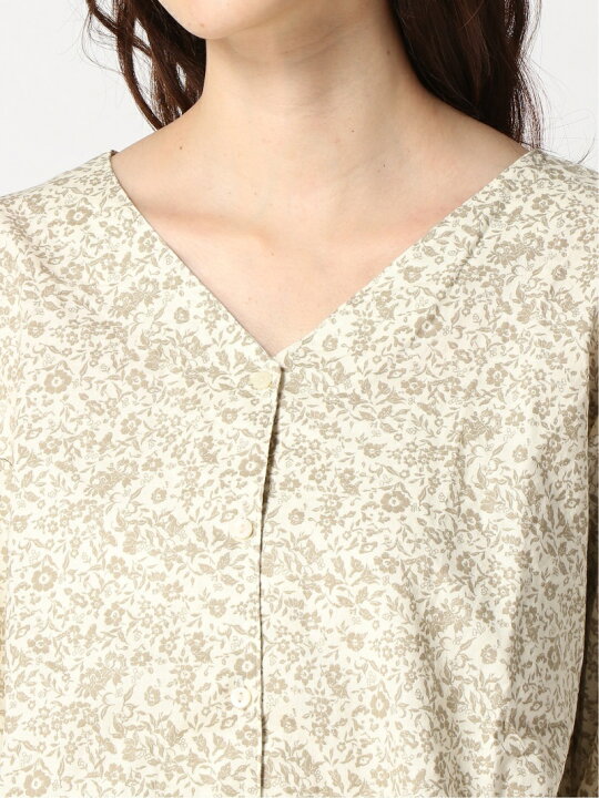 楽天市場】【SALE／70%OFF】花柄Vネックブラウス Samansa Mos2  