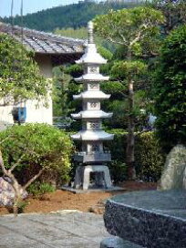 楽天市場】 各種灯篭 > 五重塔 : 小さな石屋さん