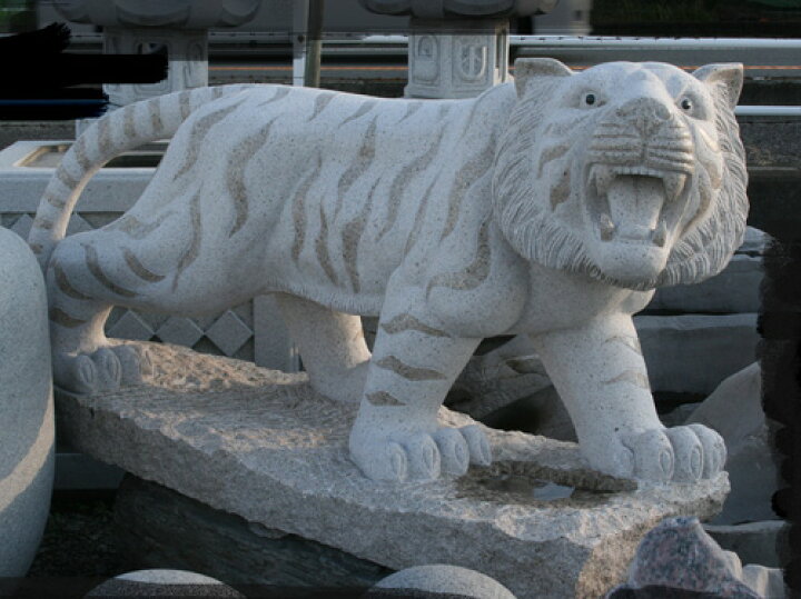 楽天市場】虎の石彫刻品(大) 6尺 【錆び石】【左向】玄関などに飾って 