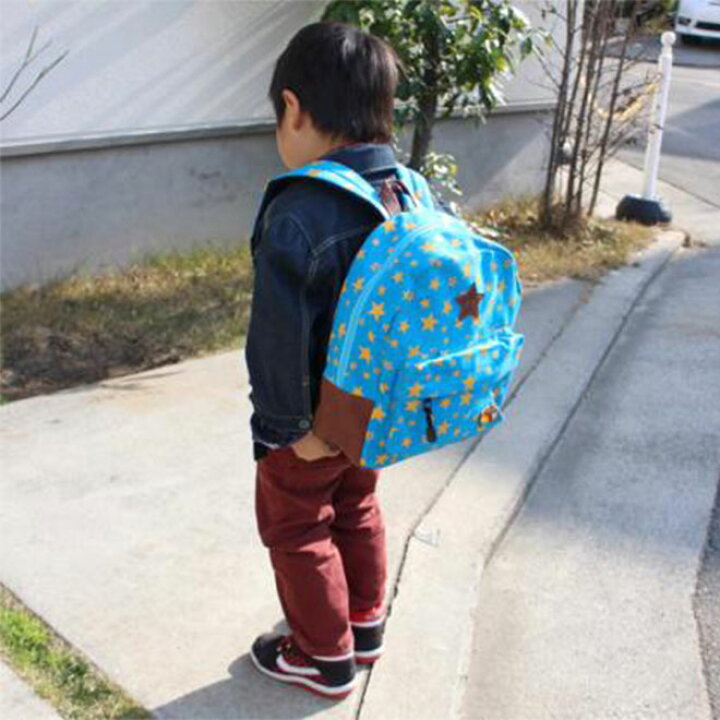 楽天市場 23日限定全商品p5倍 キッズ リュック 星柄 通園バッグ 幼稚園 保育園 通学 遠足 リュックサック キッズリュック キッズバッグ こども バッグ かっこいい おしゃれ スター柄 星 スター 子ども 園児 海 節電 熱中症対策 お中元 自転車通販 スマート