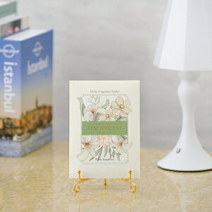 {܂ґA}  z[tOXTVF VNZg zCgVtHj[