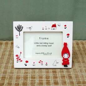 赤ずきん木製品 かわいいフォトフレーム（白）　Shinzi Katoh design red hood phpoto frame (white)