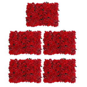 5{̐lHԂ̕ǂ̌̉̉Ԃ̒{̑