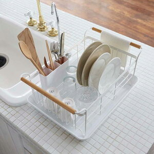 tosca Lb` / ؂oXPbg gXJ zCg 03107 yP10z/10P03Dec16yz