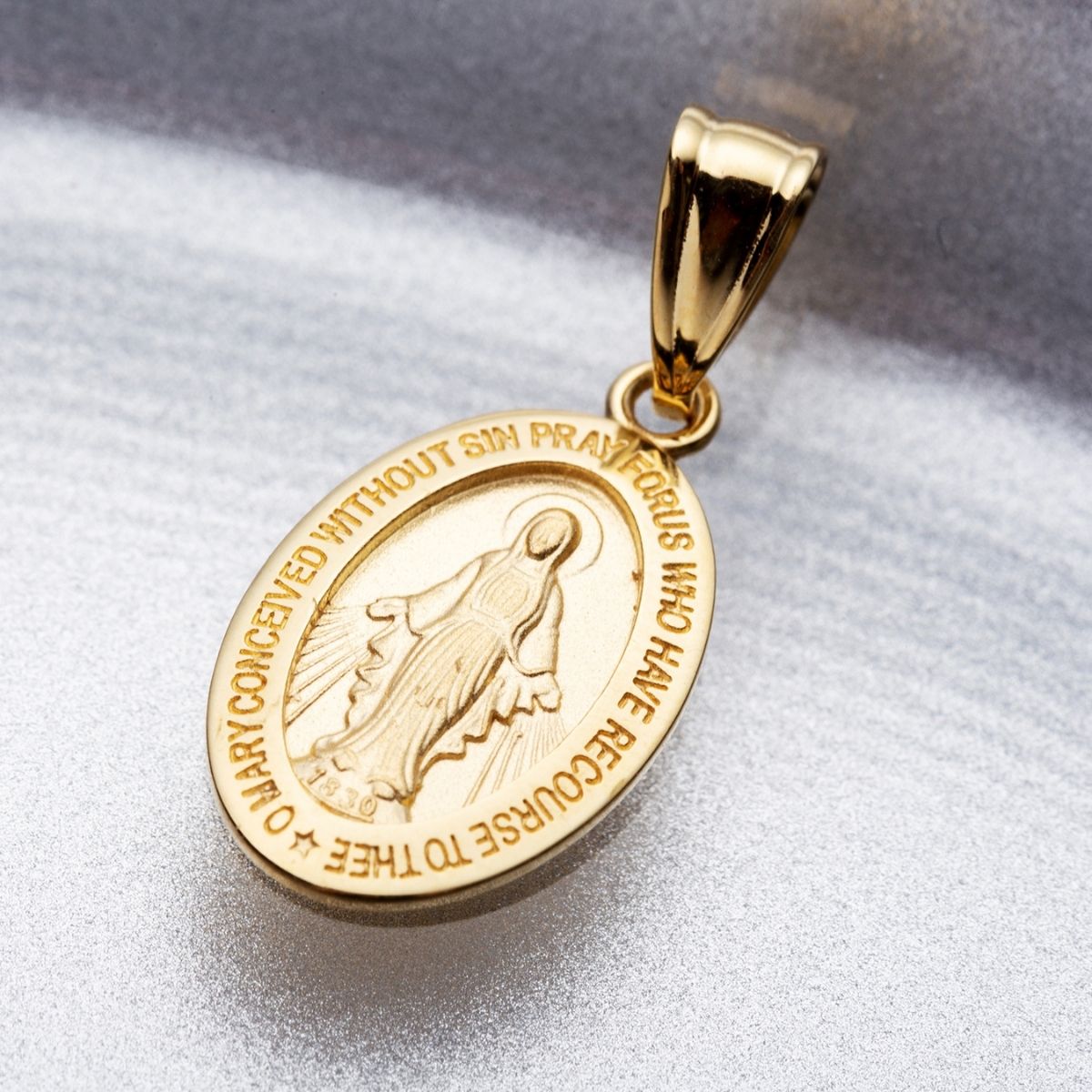 チャーム メダル - その他のアクセサリーの人気商品・通販・価格比較 