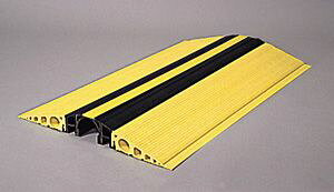 WFtR fT SFP-5870 }`gveN^[ijbgj 580mm/70Ή SFP5870