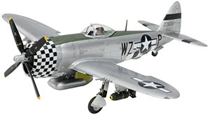 タミヤ(TAMIYA) 1/48 スケール限定 リパブリック P-47D サンダーボルト バブルトップ & 1/4トン小型四輪駆動車 セ 送料無料
