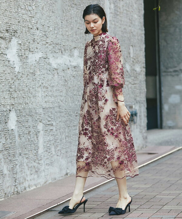 楽天市場】刺繍＆スパンコールつきボリューム袖レースドレス  