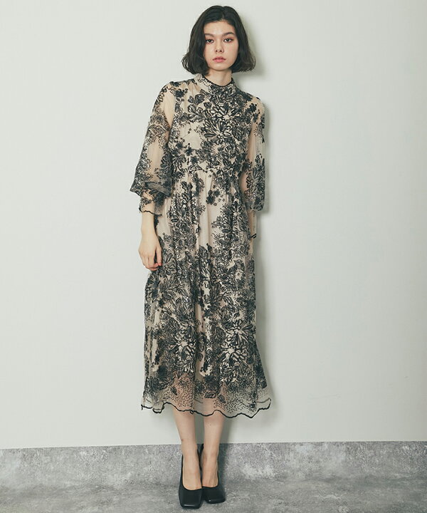 楽天市場】刺繍＆スパンコールつきボリューム袖レースドレス  