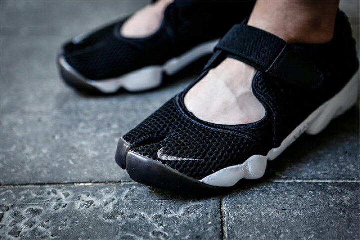 Nike Wmns Air Rift White ブリーズ Grey Black ウィメンズ リフト Cool Breathe 8486 001 L ナイキ エア
