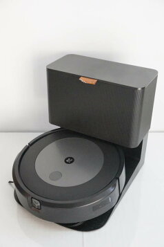楽天市場】IROBOT ロボット掃除機 ルンバ 693 チャコールグレー 