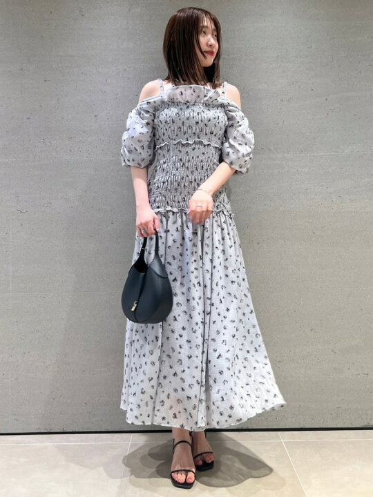楽天市場】【SALE／50%OFF】フリルオフショルシャーリングワンピース  