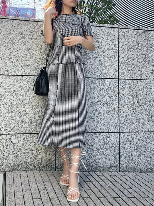 楽天市場】【SALE／50%OFF】【ONLINE限定】メローデザインワンピース  