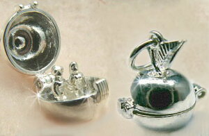 p[`[J^肤ɁIX^[OVo[925CMXVo[`[No.036u񂲁vïGf̉̃Abv񂲂̒ɃA_ƃCuYl