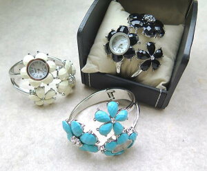 MtgP[XtIX[t[̃XgEHb`Ԃɂ܂ꂽuXbg^VbNȃsAubNiȃAC{[₩^[RCYu[Ɋyޘrv