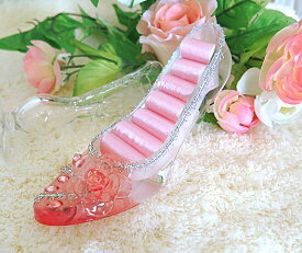 ◇シンデレラのガラスの靴薔薇の花のハイヒールアクセサリーホルダーローズのリングホルダーマンダリンピンクのアクリル製