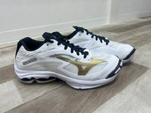 �\�u�G�X�|�[�c�I���W�i�� mizuno �~�Y�m �o���[�{�[���V���[�Y WAVE LIGHTNING WIDE �E�G�[�u���C�g�j���O V1GA232000 �z���C�g×�S�[���h ���[�J�b�g ���L 3E���� �̈�� �C���V���[�Y �y�� �J�X�^��