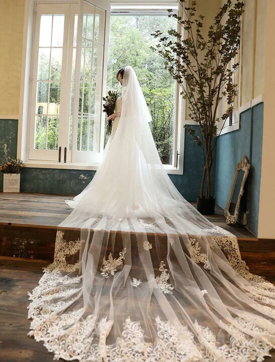花嫁ベール、ウェディングドレスアクセサリー、レースアップリケブライダルベール、ブライダルベール3Mホワイトカテドラルウェディングベー ベール 花嫁ベール  ホワイト アイボリー ロング カテドラル レース エッジ ウェディング アクセサリー 80cm-100cm ブラ ホワイト ... ブライダルベール ウェディング ブライダルベール ロングウェディング カテドラルベール ブライダルアクセサリー ブライダルベール 5