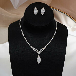 yP5{BLACK FRIDAYzEFfBOlbNX sAX Zbg ANZT[ OB ~ 񎟉 \ t p[eB[ ԉŏ I EGfBOlbNX CO uC