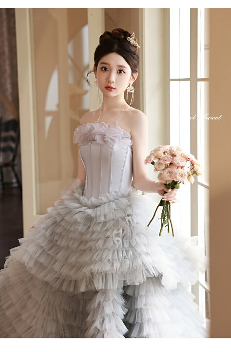 楽天市場】カラードレス プリンセスライン グレー ベアトップ フリル  