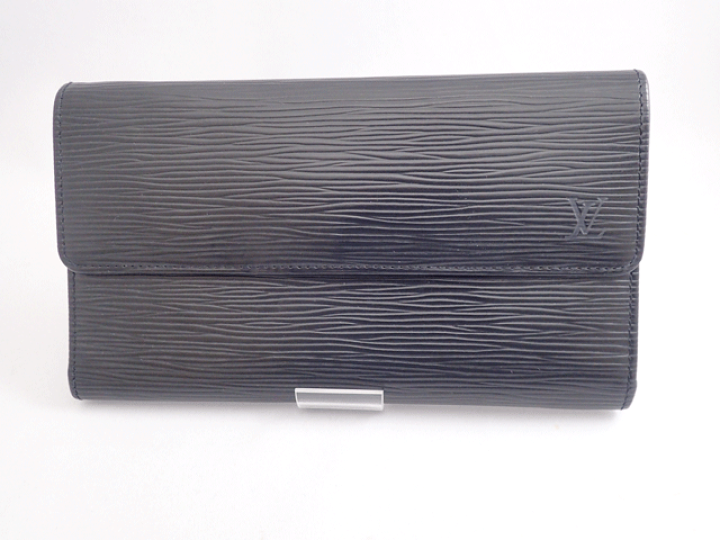 楽天市場】LOUIS VUITTON ルイヴィトン 長財布 エピ 黒 M63382 楽天市場】LOUIS VUITTON ルイヴィトン 長財布 エピ 黒 M63382