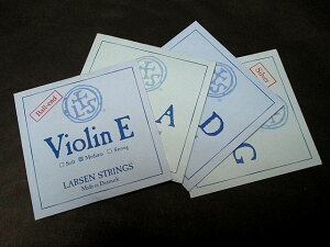 �X�`�[��E�� �A���~��D�� �Z�b�g �o�C�I������ ���[�Z�� �I���W�i�� LARSEN Violin Original E-Steel D-Aluminum set