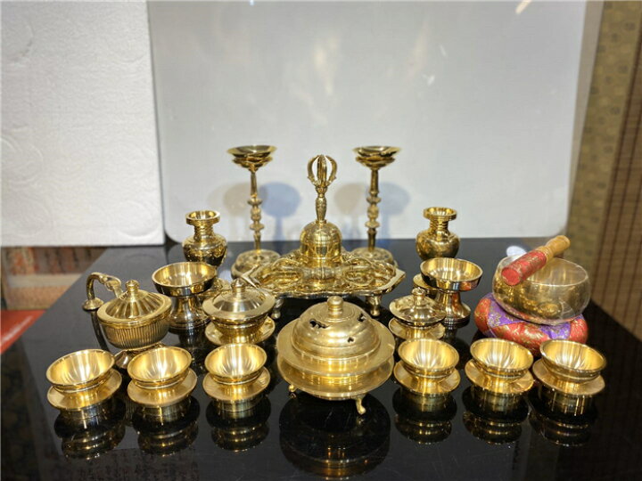 楽天市場】【送料無料】密教法具一面器六器一組飯器一対華瓶一対燭台 
