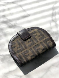 【マラソン期間最大11%OFFクーポン配布中！！】FENDI フェンディ ズッカ ジャガード 二つ折り 財布 ブラウン vintage ヴィンテージ オールド