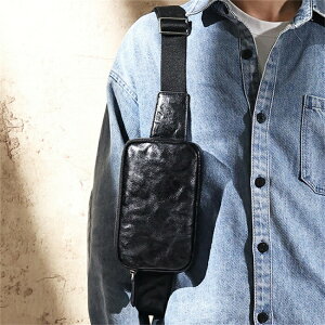 【店内全品!20%OFF発行中】ボディバッグ ワンショルダー メンズ レディース ミニボディバッグ バッグ タテ型 斜め掛け シンプル ポケット 旅行 本革 男女兼用 おしゃれ かっこいい コンパク