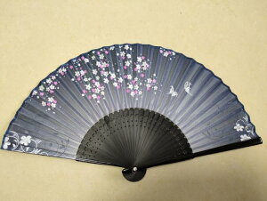 _ LOi Mtg@EqE / yVNq  wlpz h ́EEč̌[ObYzzi h