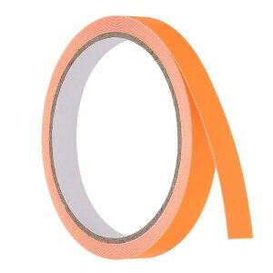 PATIKIL 0.5"×16.5フィートネオンガファークロステープ 1巻きの蛍光粘着テープUV黒ライトグロ ーテープ UVパーティー用 オレンジ