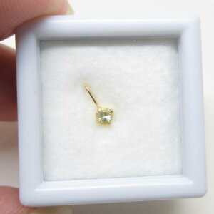 【天然石】ブラジリアナイト☆ブラジル産☆約3ミリ前後。胸元キラリ☆プチシリーズ。ペンダントトップ☆ルースケース☆現物一点☆