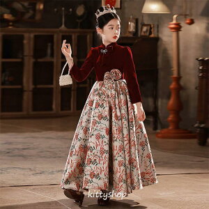 sAm\hX qhX hX C thX ԕ LbYhX  OhX tH[} ̎q qǂhX