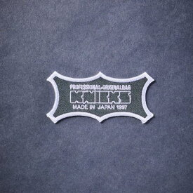 KNICKSオリジナルロゴ刺繍ワッペン 黒地x白文字 W-1BW ニックス