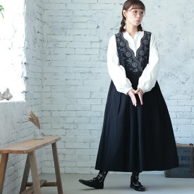 はちみつ堂 たっぷり刺繍のワンピース M/L/LL/3L/4L/5Lサイズ レディース/ジャンパースカート/ジャンスカ/ノースリーブ/Vネック/フレア/Aライン/麻混/リネン混