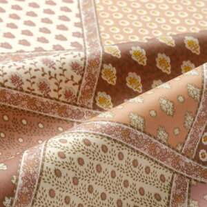 �y�}���\�����Ԓ��|�C���g20�{�zSOULEIADO ���~�l�[�g�e�[�u���J�b�g�N���X �p�b�`���[�N �s���N 130cm�L��