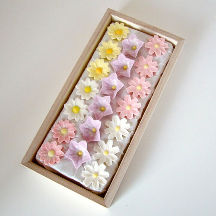 楽天市場 干菓子 落雁 花暦 9月の花 桔梗 菊 秋桜 和菓子 和菓子詰合せ お歳暮 干菓子 和三盆 贈り物 和菓子悠