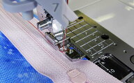 JUKI 細幅ファスナー押え 家庭用ミシン用 品番：40219624 【対応機種】HZL-G100/HZL-G200/HZL-G100B/HZL-…
