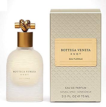【Bottega Veneta香水】2015年に発売されたレディス香水。2014年に発売されたレディス香水「ノット」がオリジナルで、今回はそのニュー・アレンジ・エディションとなっております。 正規品【BOTTEGA VENETA】Knot Eau Florale EDP 75ml WOMEN'S 【ボッテガ ヴェネタ】ノット オー フロラーレ オードパルファム 75ml【香水・フレグランス フルボトル レディース・女性用】【ボッテガヴェネタ香水】