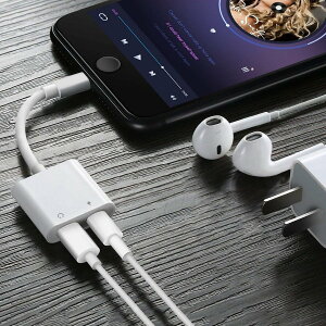i-Phone イヤホン 変換ケーブル lightning 充電 イヤホン 同時 二股接続ケーブル イヤホン 変換アダプタ iPhoneXs/Xs max/Xr/8/8plus/7/7plus IOSIOS11 12対応