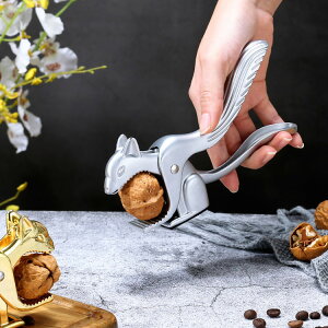 くるみ割り器 クルミ割り器 胡桃割り器 リス型【ナッツクリッパー オシャレ かわいい 可愛い ペンチ クリップ クッキング キッチン 雑貨 料理 プレゼント ギフト】