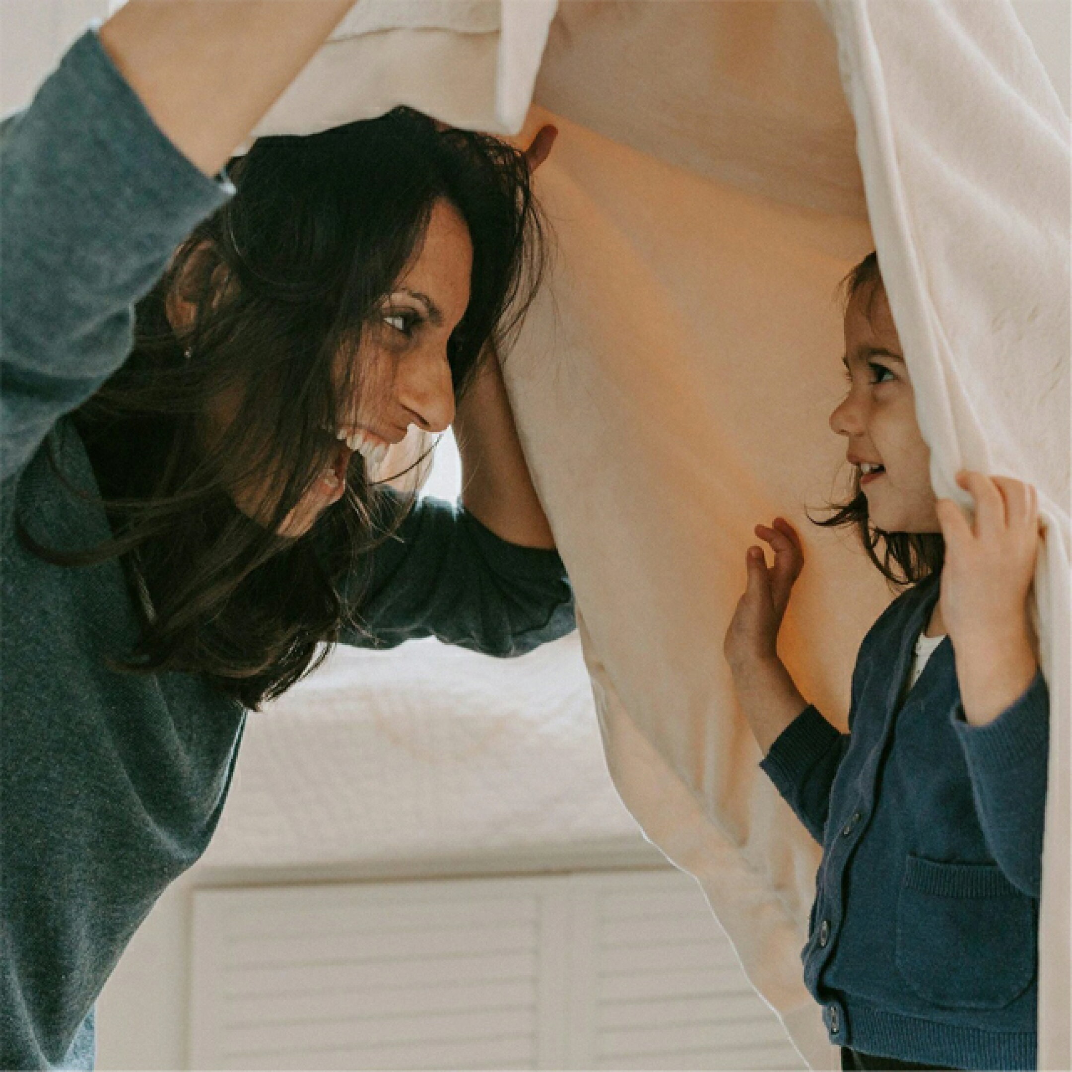 リッチな肌触りサテンパイピングブランケット