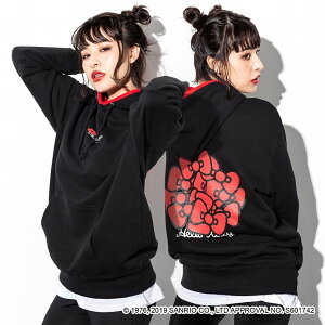 DRESSCAMP(ドレスキャンプ)HELLOKITTYデザインプルパーカー(ブラック)