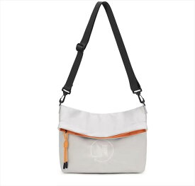 バッグ カバン レディース ショルダー ハンドバッグ トート エコバッグ 斜めがけ 肩がけ 手持ち メッセンジャーバッグ 大容量 多収納 便利 軽量 薄型 四角 チャーム ファスナー 薄手 大人可愛い シンプル カジュアル お洒落 かっこいい レトロ アジアン こなれ感 ラフ