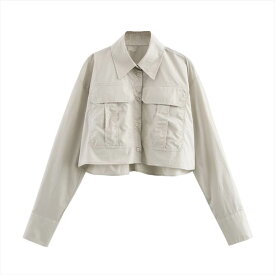 レディース トップス シャツ デート 白シャツ 白トップス ショート ショート丈 袖あり 長袖 ボリューム袖 襟付き 切り替えデザイン ポケット 前開き かわいい 大人可愛い きれいめ シンプル カジュアル 上品 おしゃれ お洒落 レトロ 大人女子 こなれ感 ラフ ラブリー