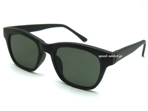 FLAT LENS WELLINGTON SUNGLASSitbgYEFgTOXjBLACK × DARK GREEN }bgubNԂt[J[YO[YNVJx[VbNI[goCj