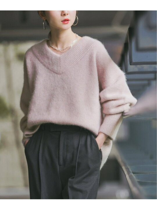 noble ヤクワイドVニット45R フリルリボンタイ ホワイト長袖シャツ 